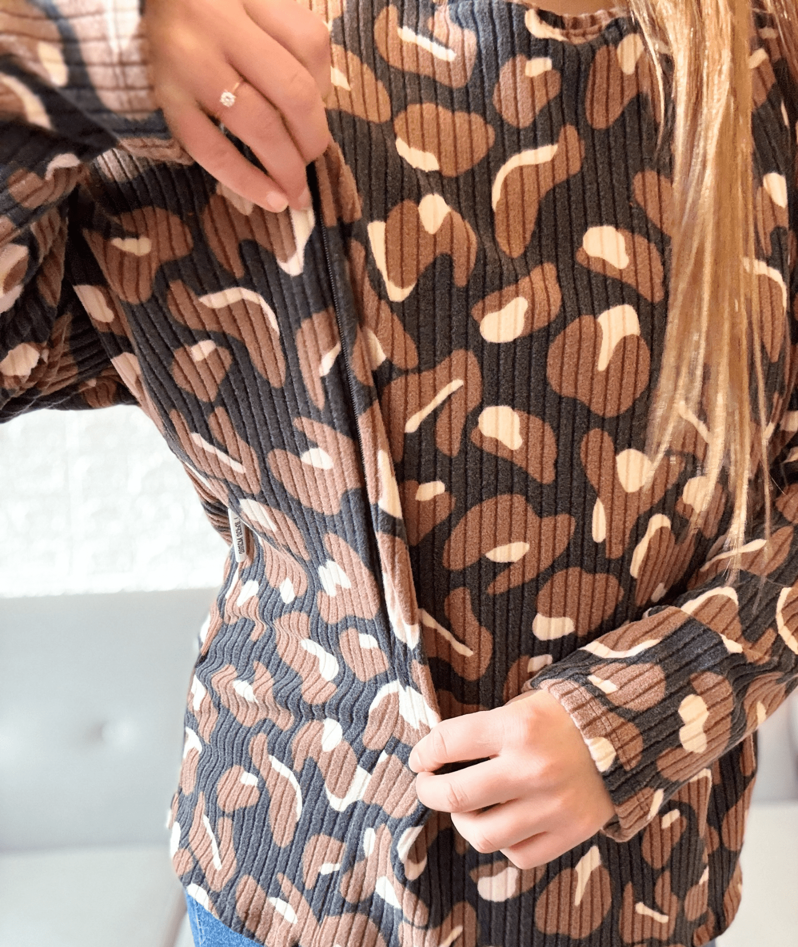 Sweater Print